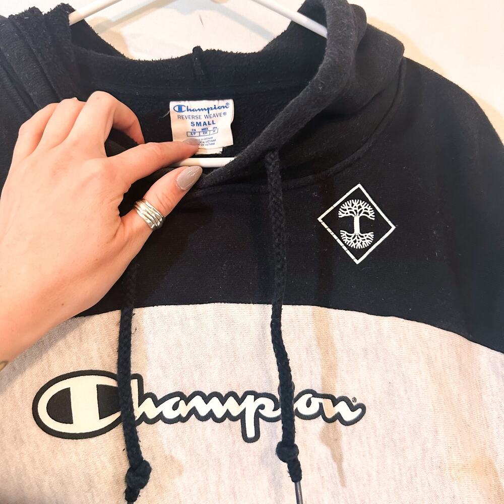 CHAMPION Striped Crop Black White Hoodie Sweatshirt Sz. S - Picture 2 of 3